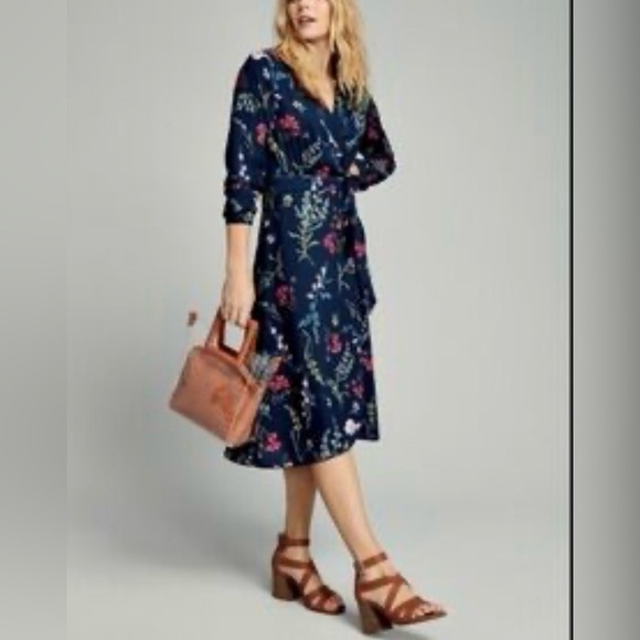 Navy Blue Floral Print Wrap Dress Minimalist Boho Chic NWOT 
Size Medium - Picture 1 of 8